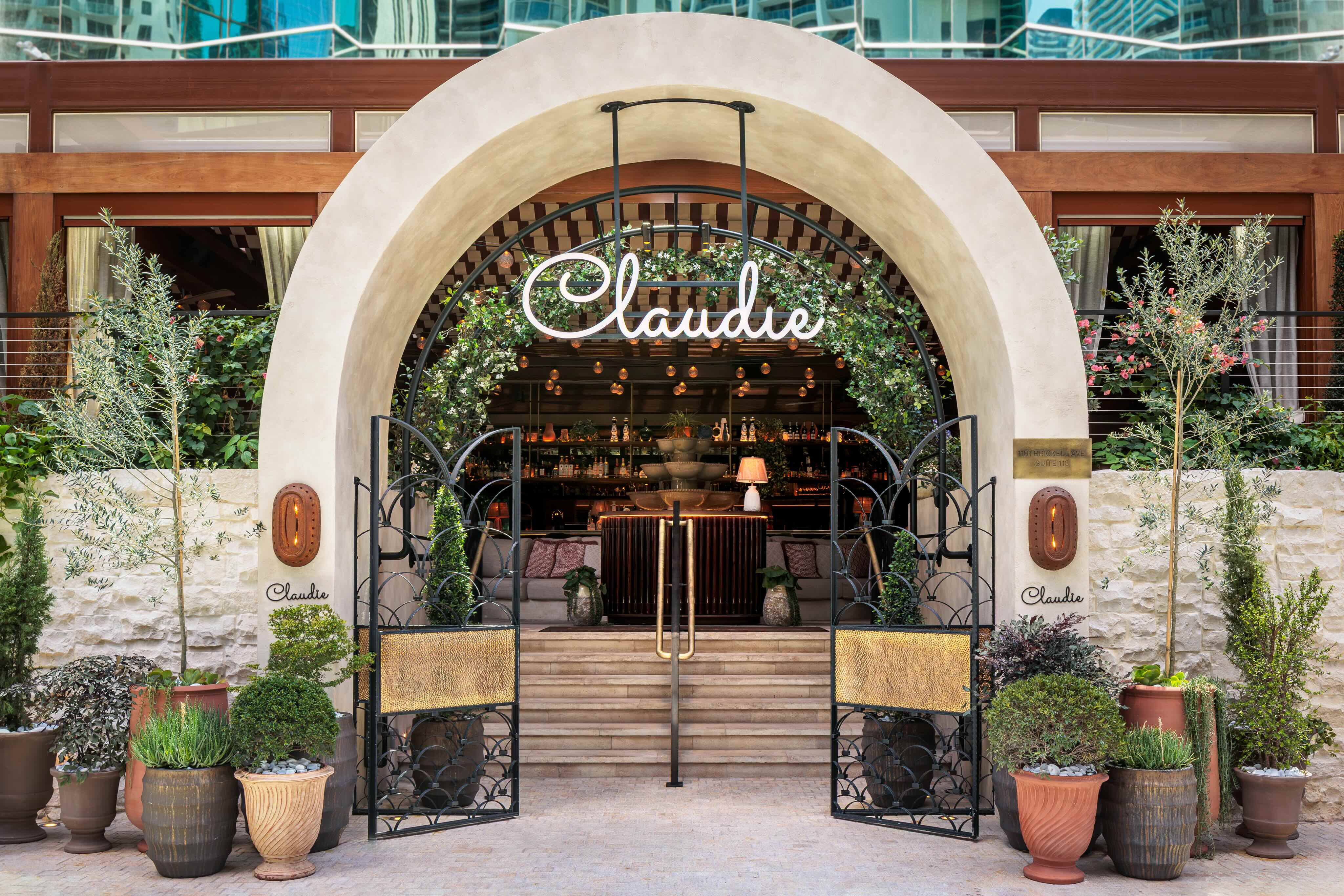 claudie-restaurant-brickell-mila-miami-casa-neos-florida-of-tomorrow.jpg