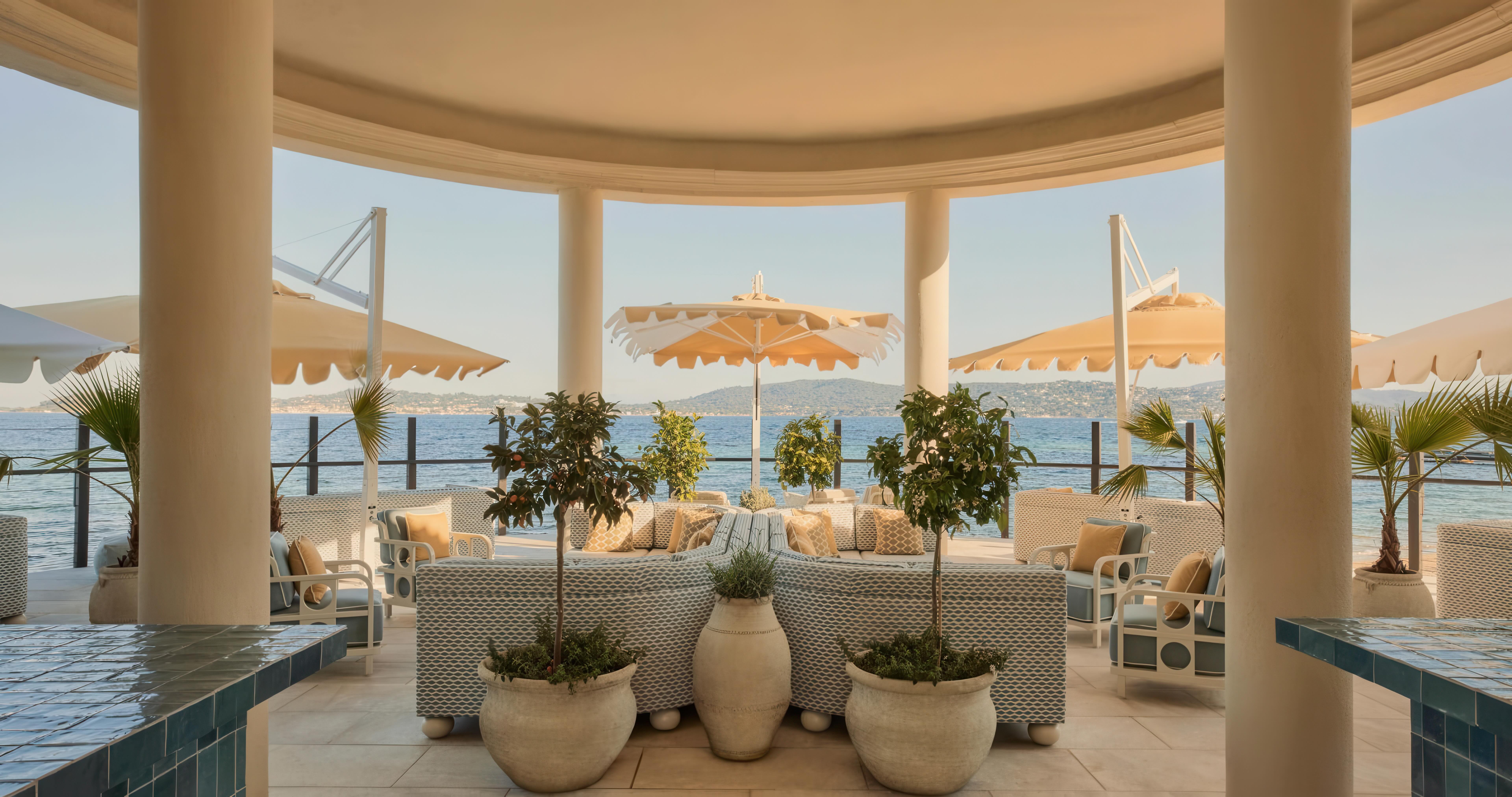 beauvallon-sur-mer-lounge.jpeg