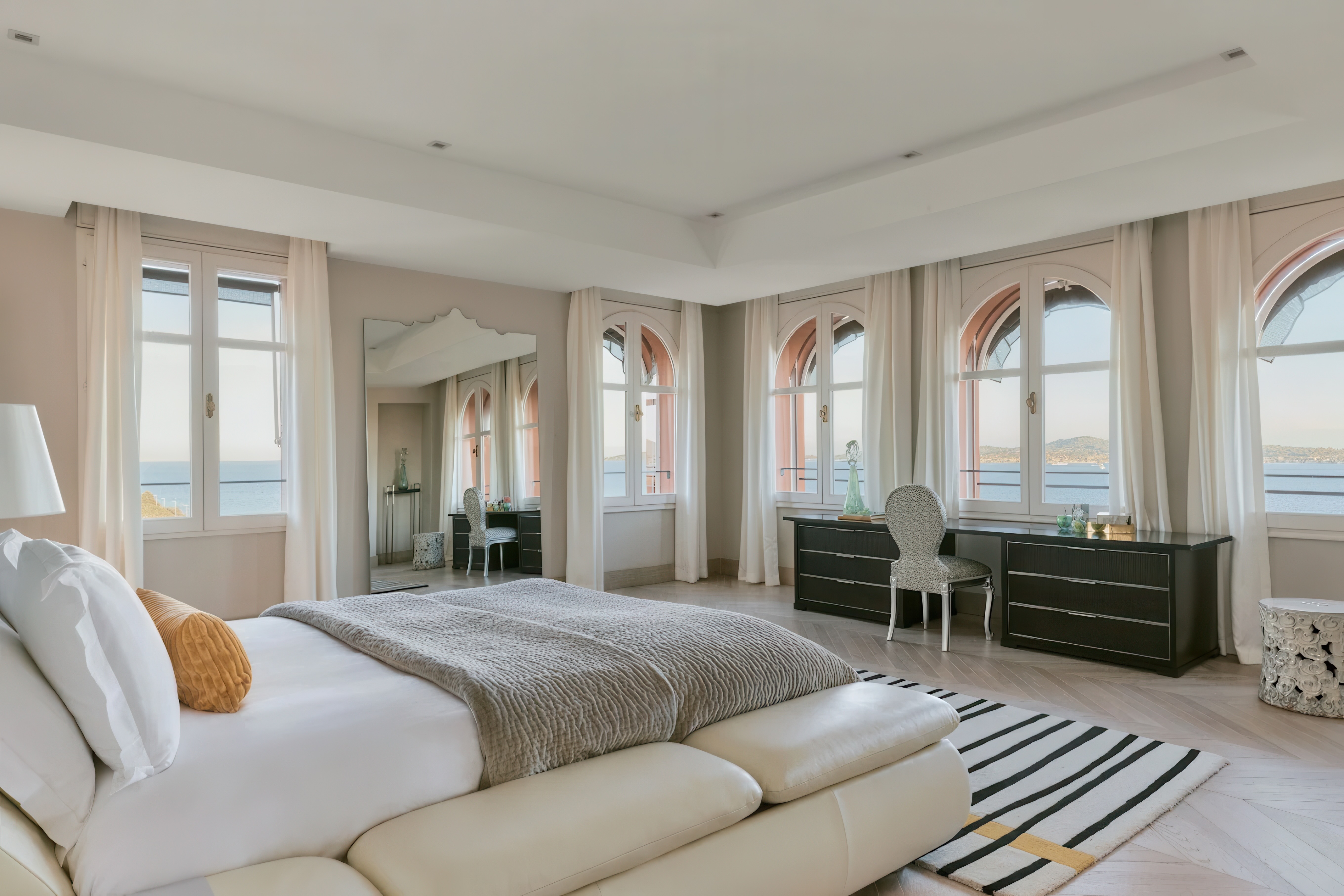 suite-interior-5.jpeg