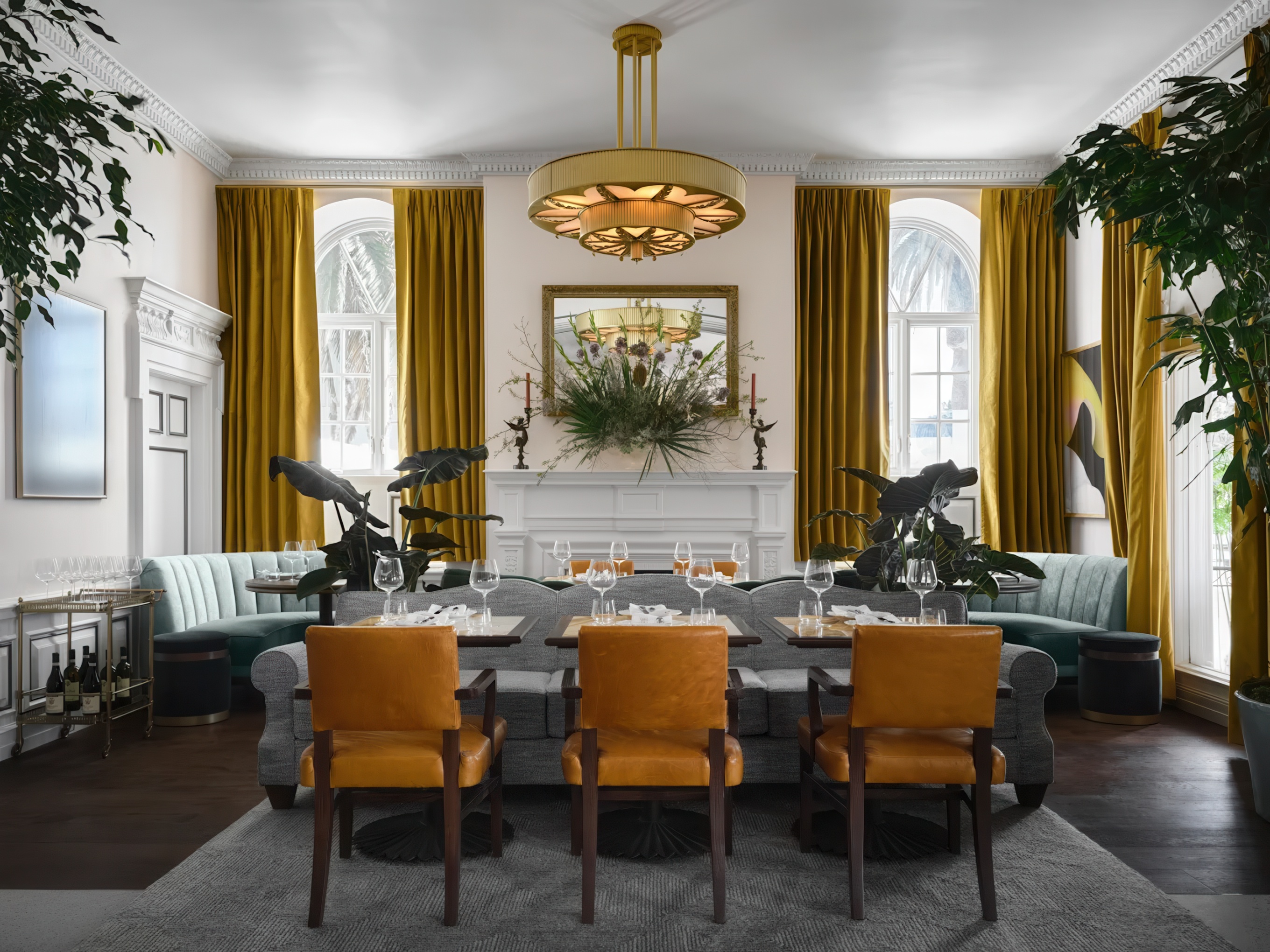 Image of hotel dining venue Sirena, image courtesy of Hyatt, Douglas Friedman