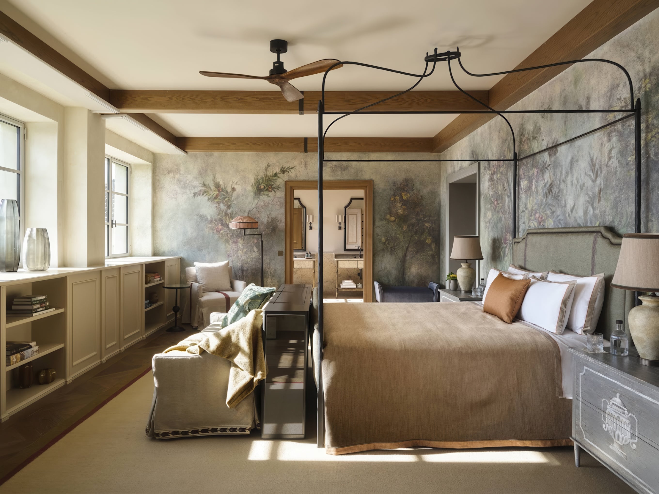 Collegio alla Querce's suite interior design