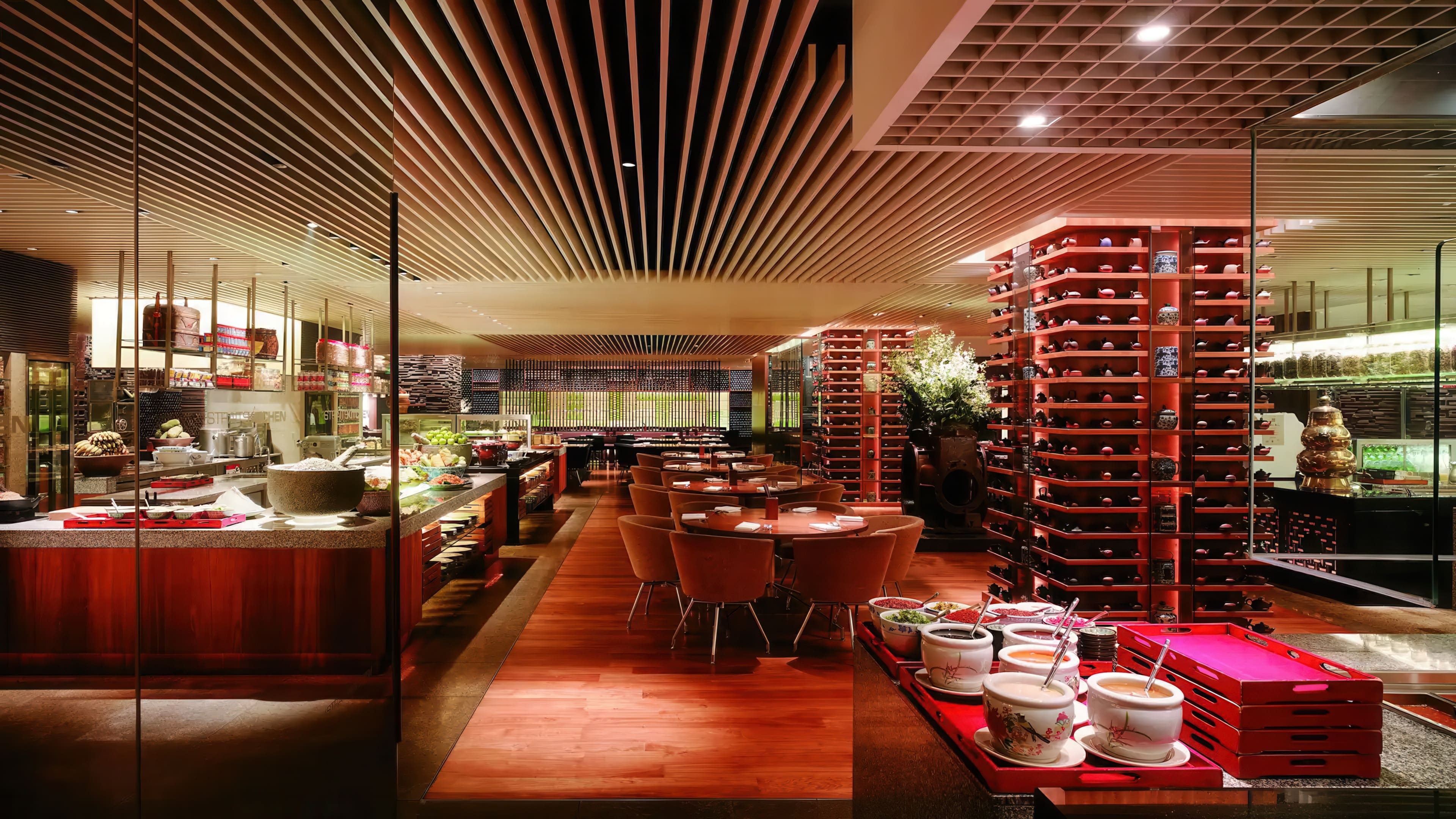 Photo of StraitsKitchen at Grand Hyatt Singapore