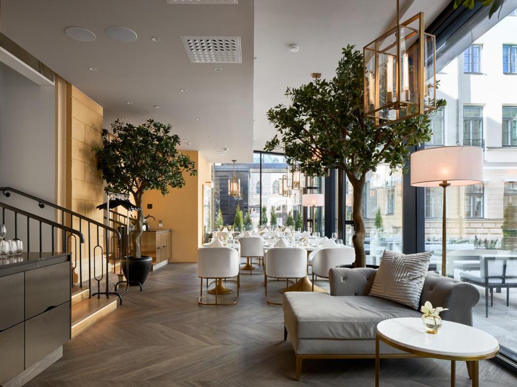 Image of a Dining Venue courtesy of Waldorf Astoria Helsinki