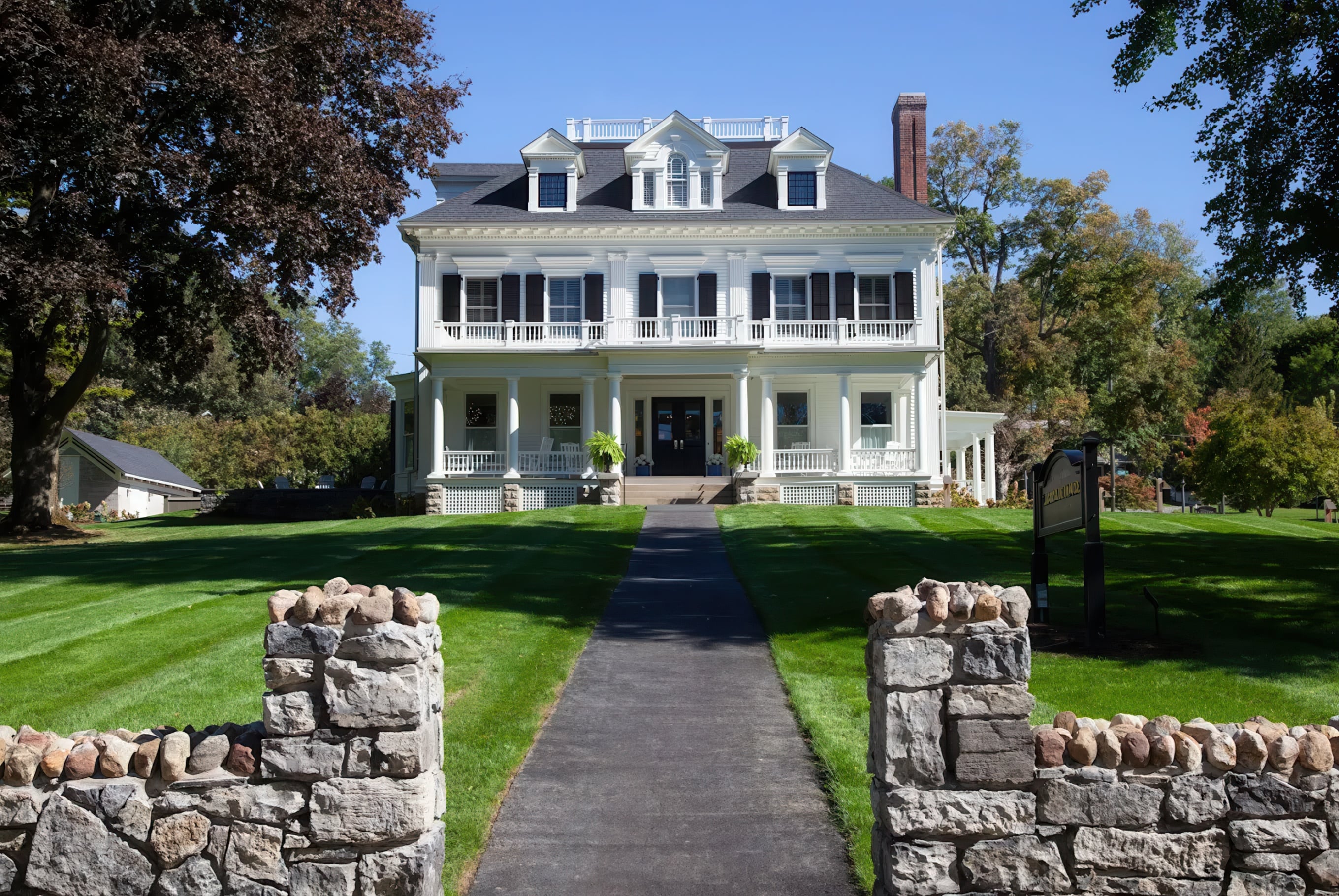 One Michelin Key property The Inns of Aurora