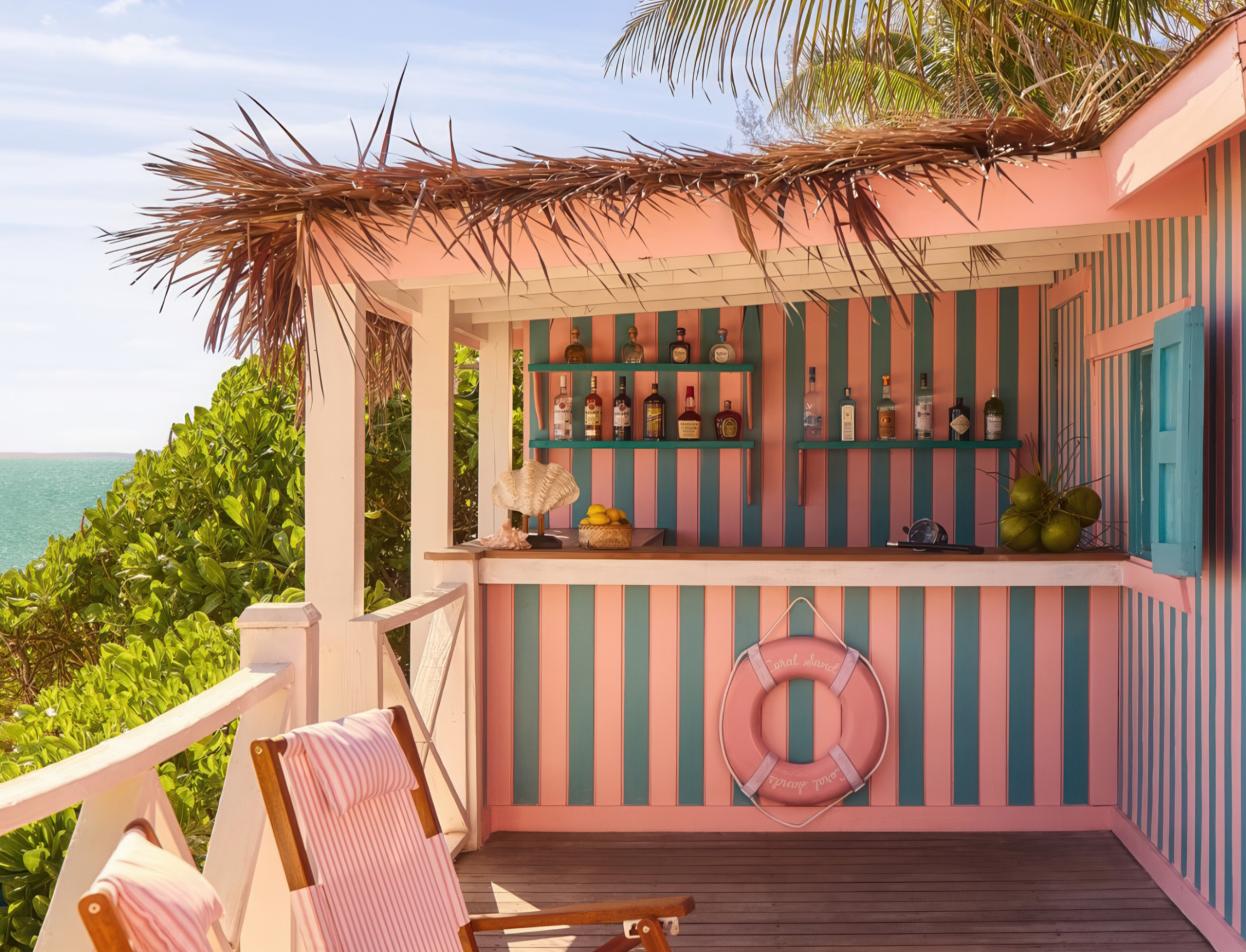 Image of The Beach Shack, image courtesy of Coral Sands Inn & Cottages