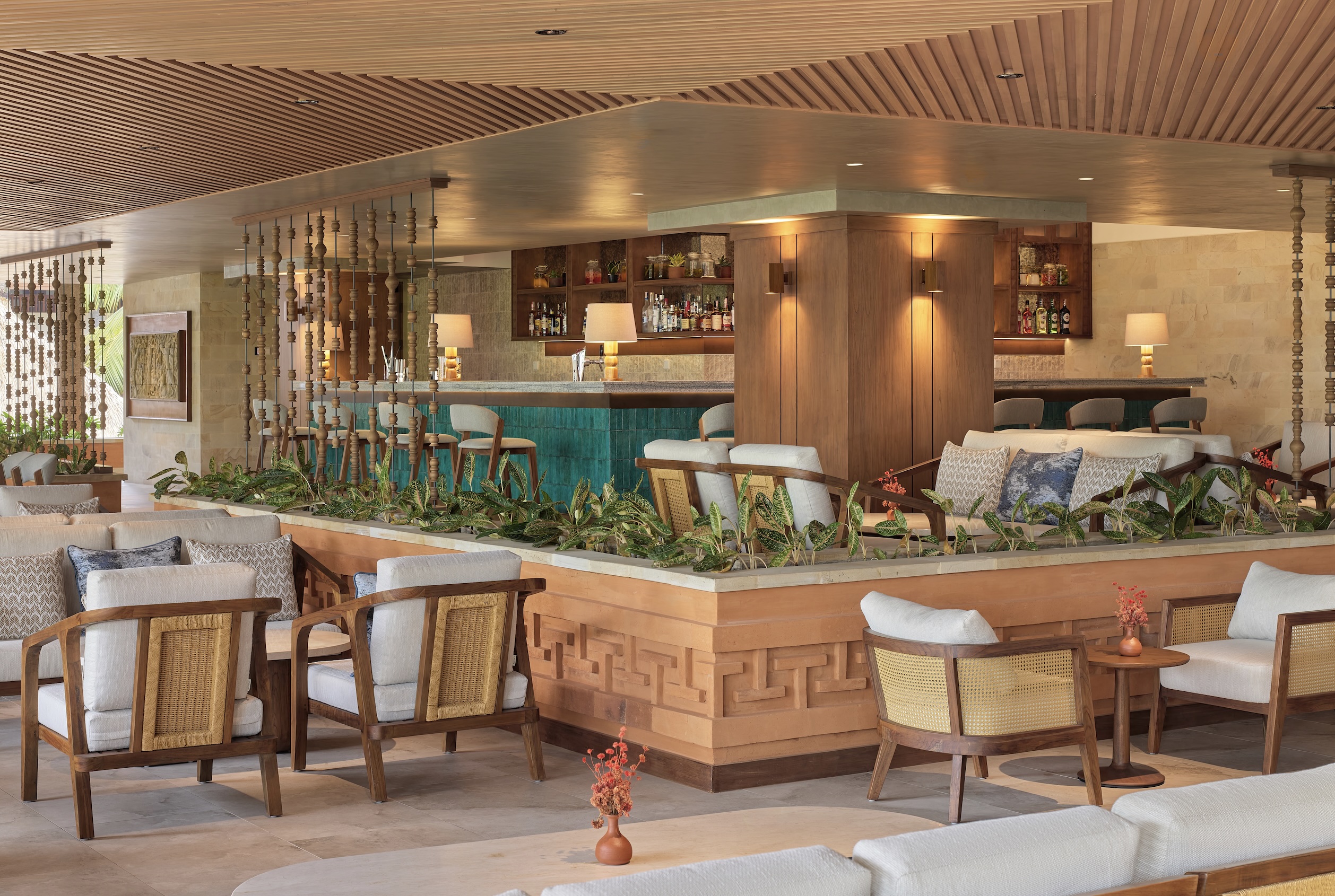 Image of dining venue The Ginger Bar image courtesy of Paradisus by Meliá