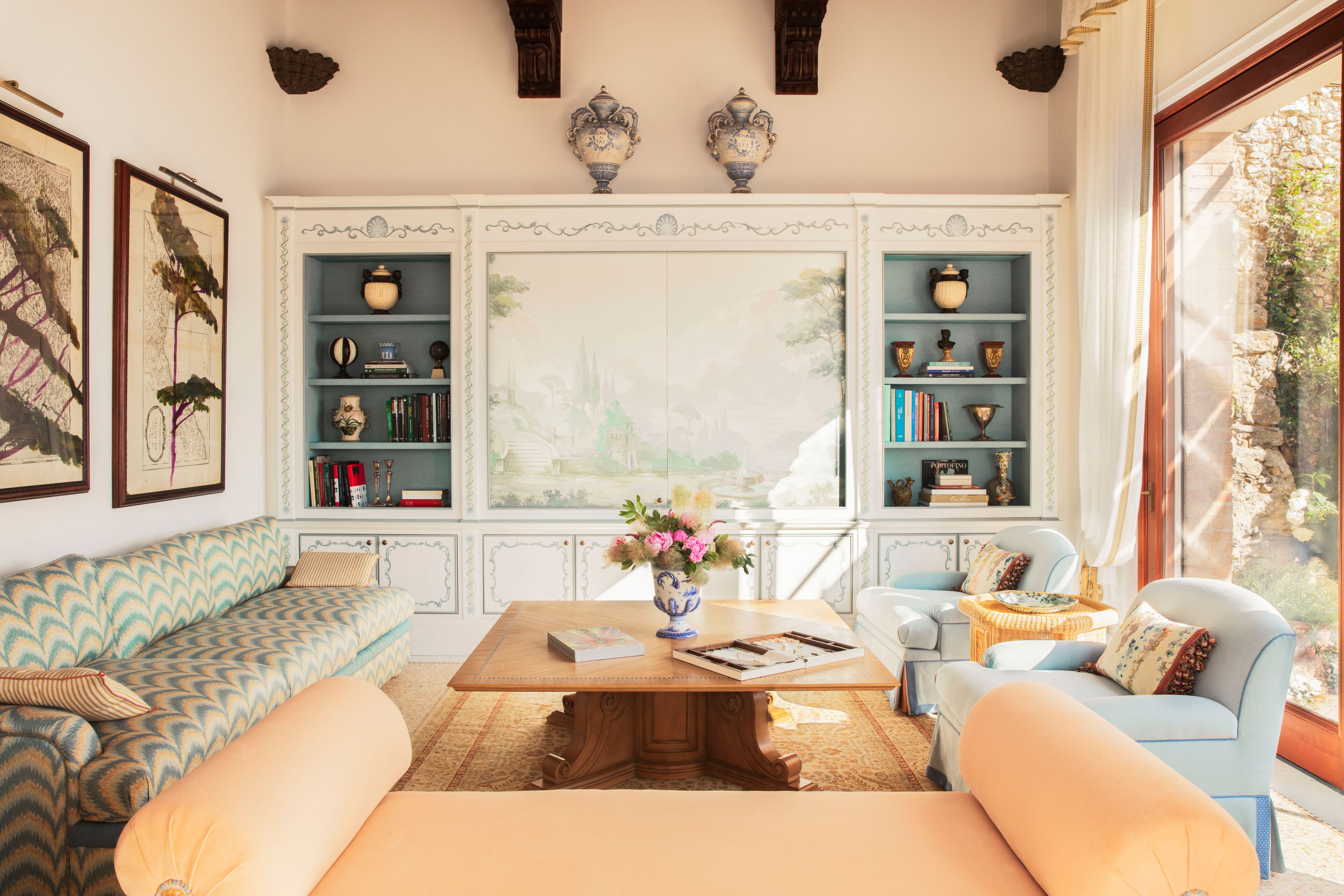 Image of Villa Beatrice living room by Matthieu Salvaing
