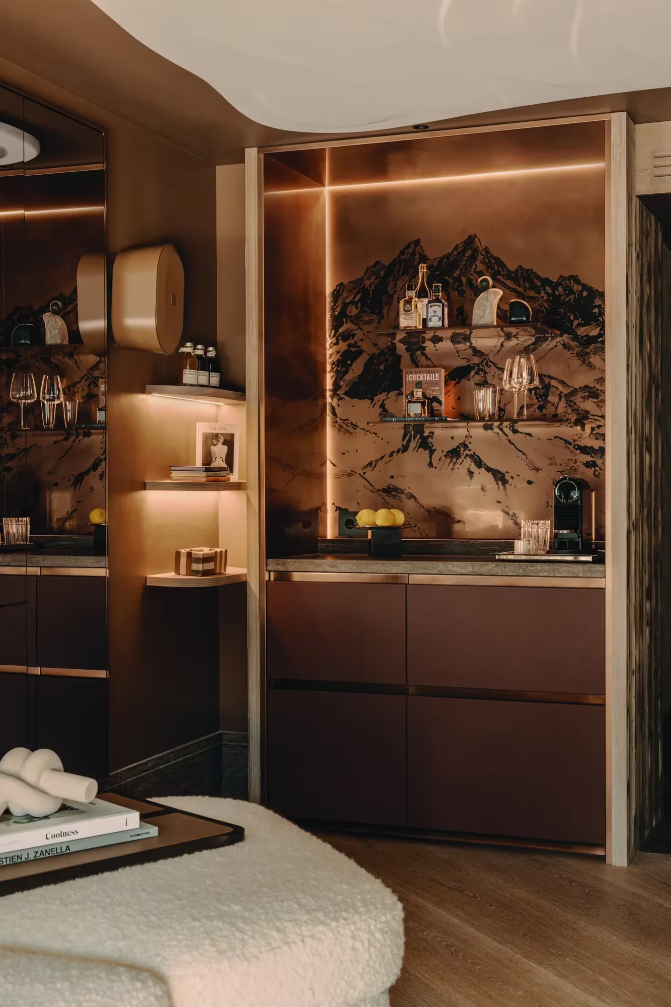 image of the Deluxe Junior Suite, image courtesy of Rosewood Courchevel Le Jardin Alpin