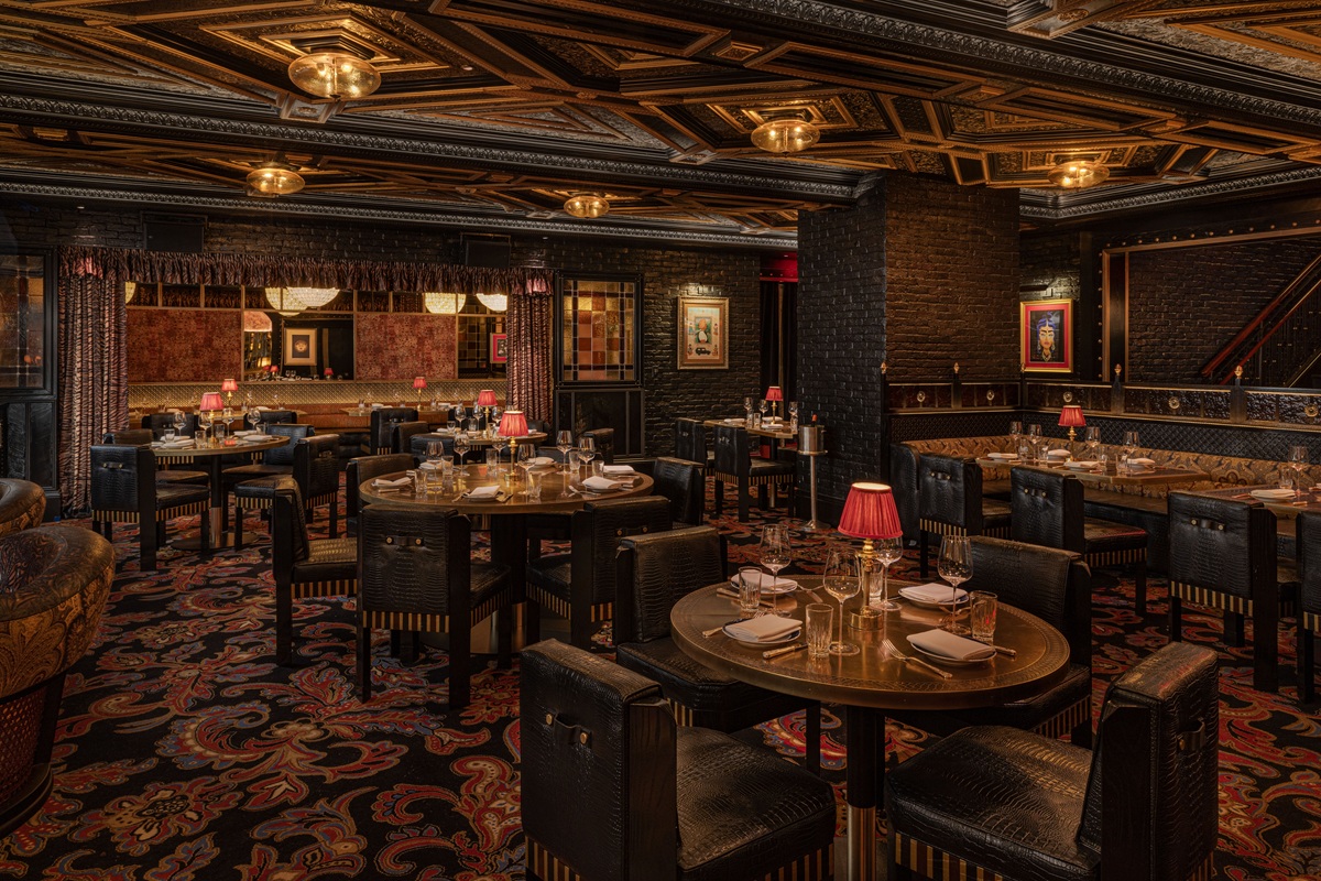 Ambassadors-Clubhouse-NYC-Dining-Room-newyork-of-tomorrow