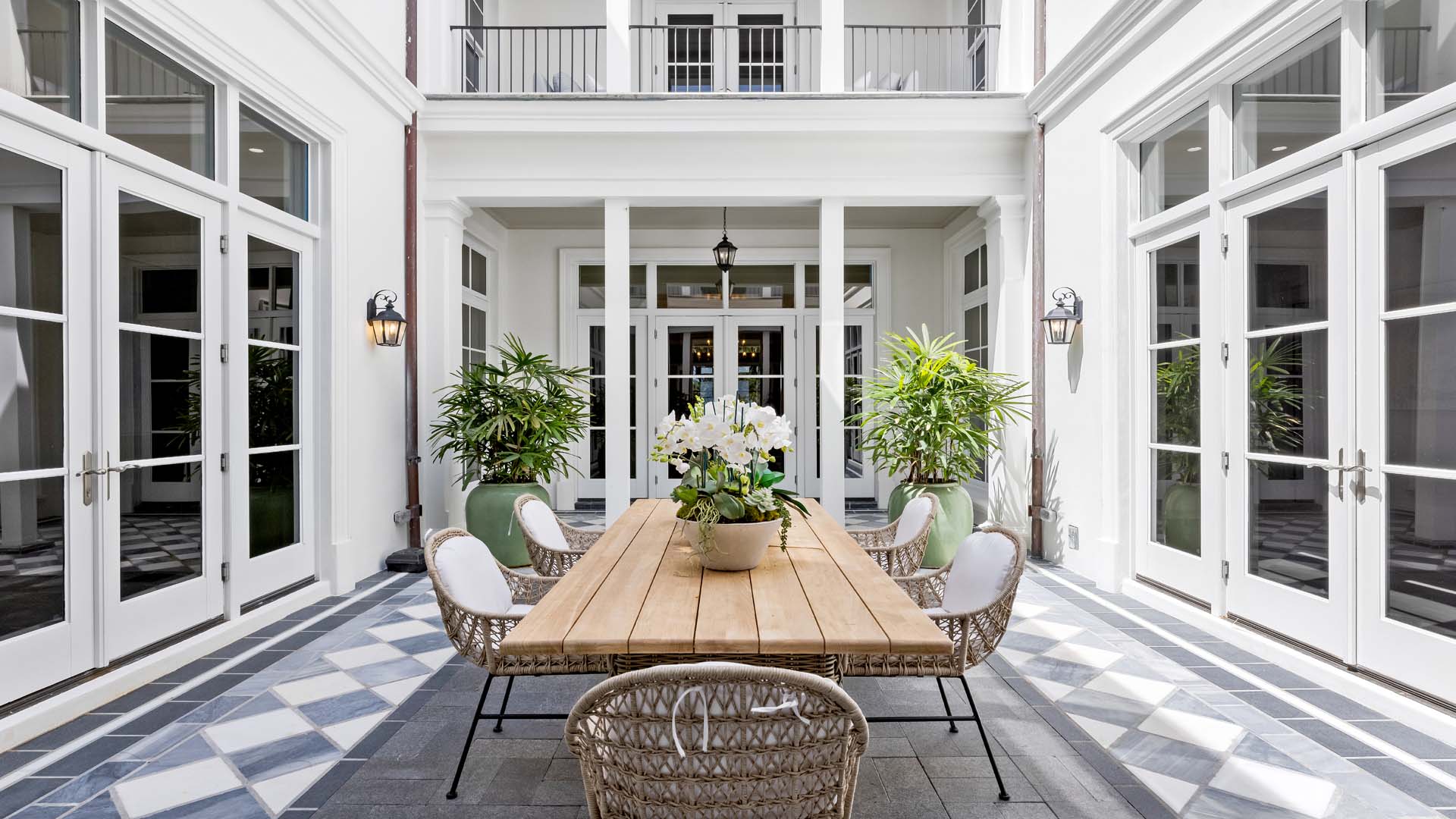 Gary Pohrer of SERHANT. unveils Schuler Award-winning oceanfront estate in Palm Beach