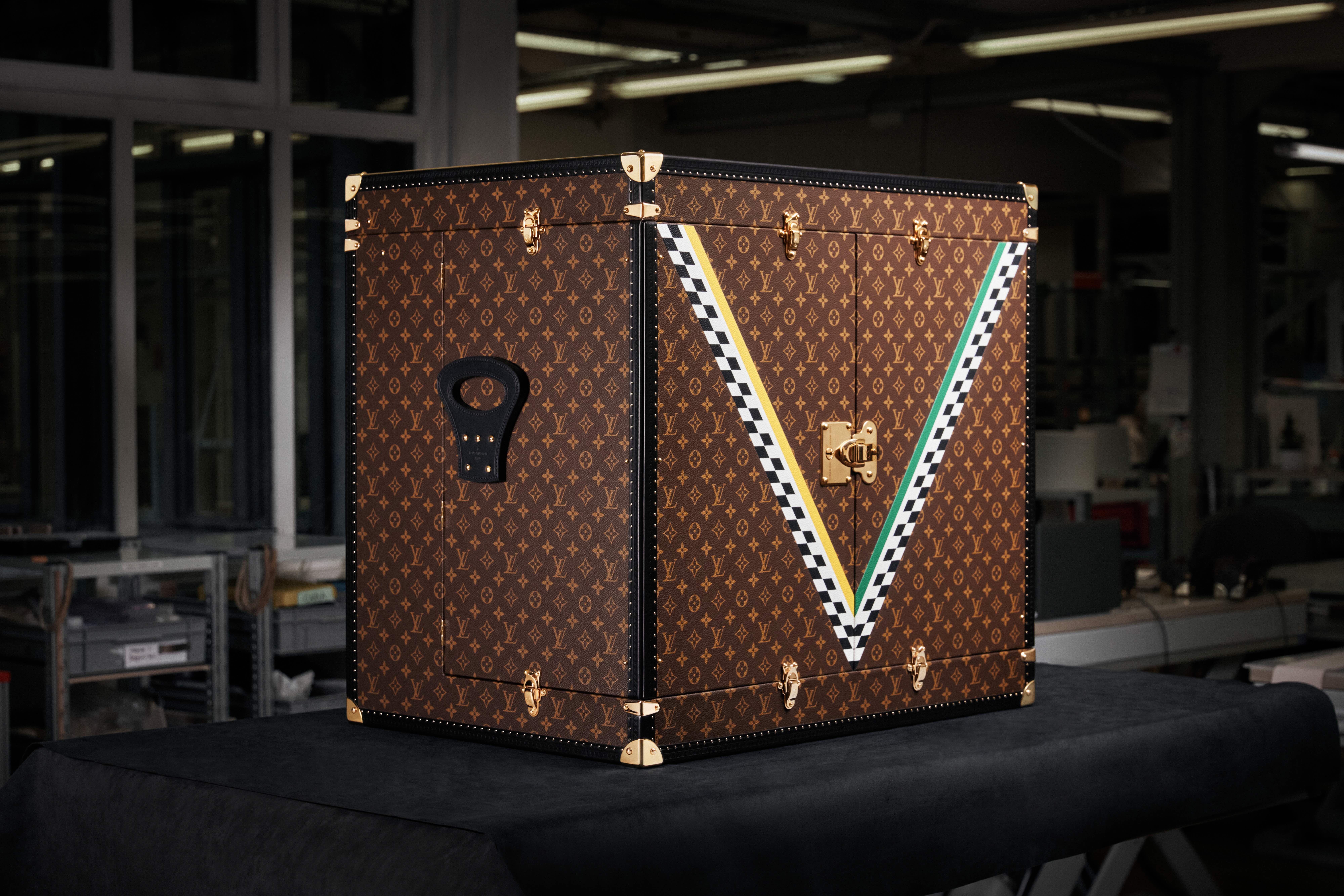 Oscar Piastri wins FORMULA 1® MIAMI GRAND PRIX, presented in Louis Vuitton trophy trunk