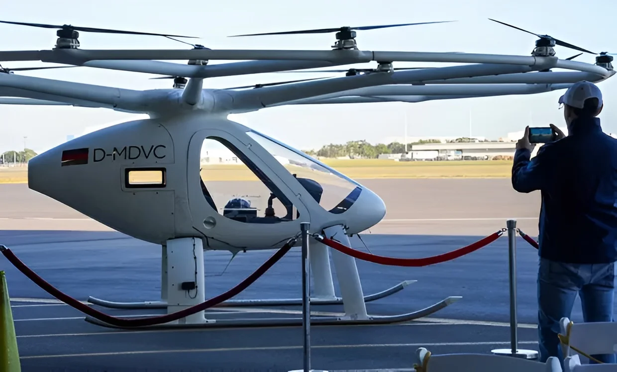 Tampa International Airport, in partnership with Volocopter, hosted Florida’s first electric flying taxi test flight.