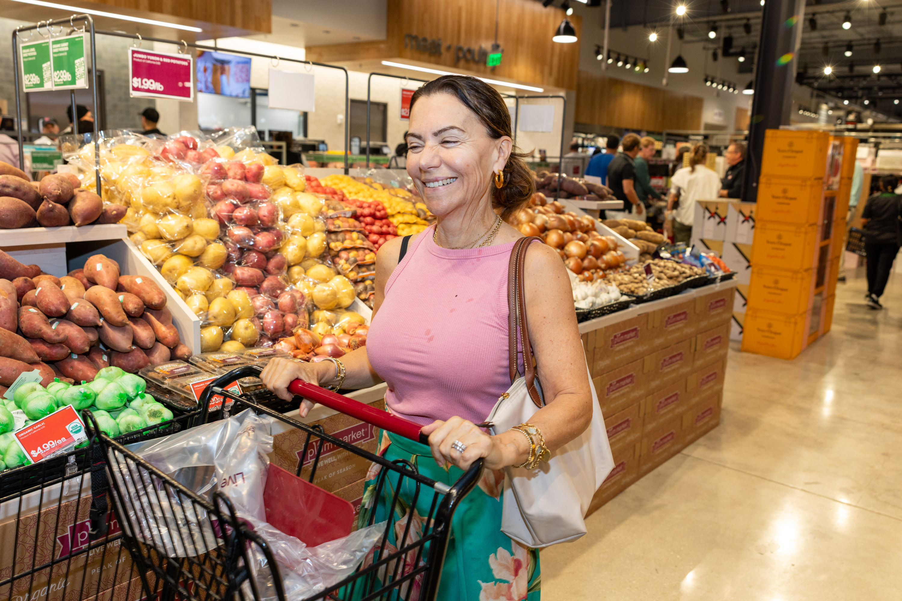 Plum Market, a chef-driven, organic grocer, opens in Palm Beach Gardens