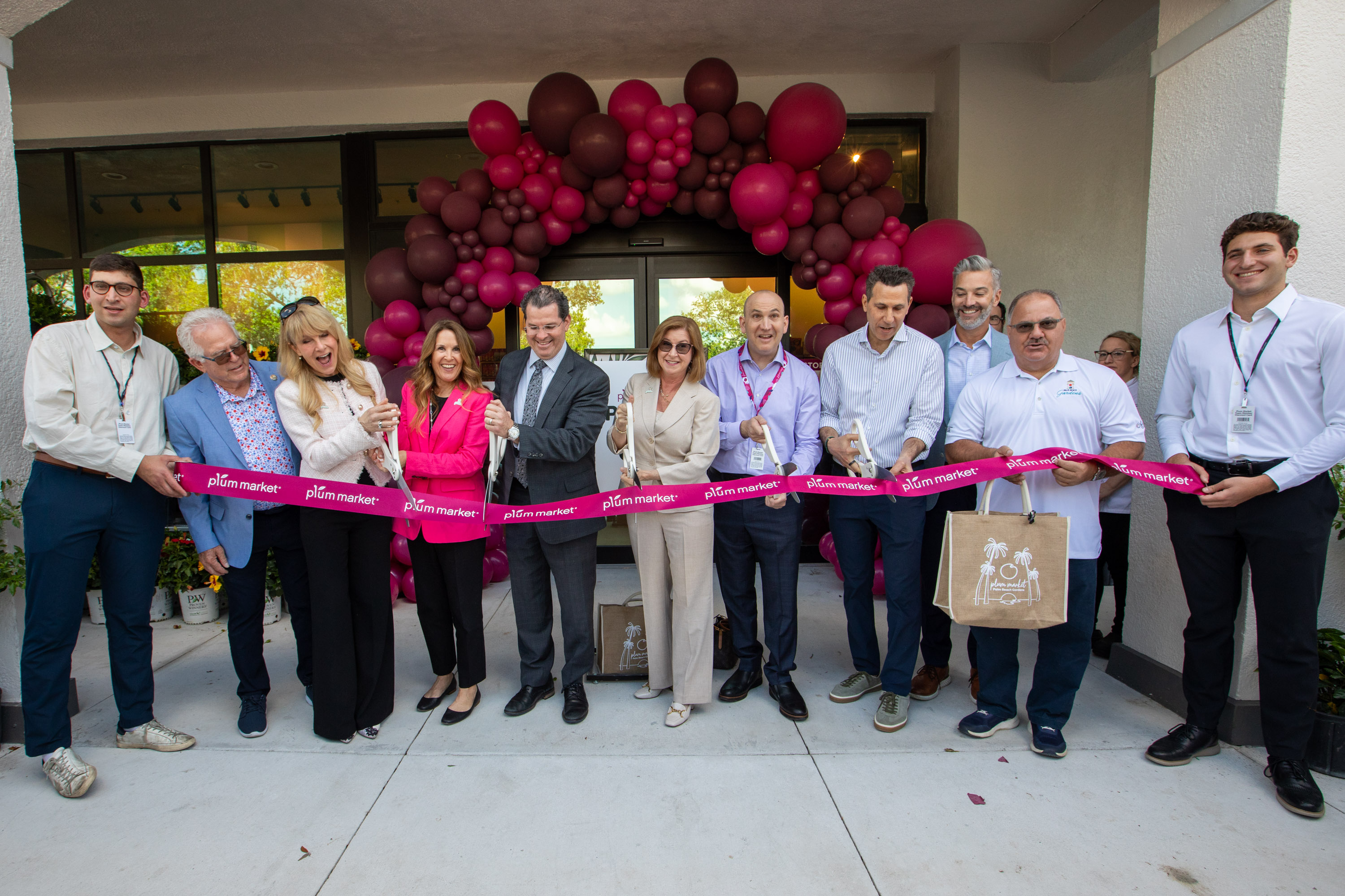Plum Market, a chef-driven, organic grocer, opens in Palm Beach Gardens