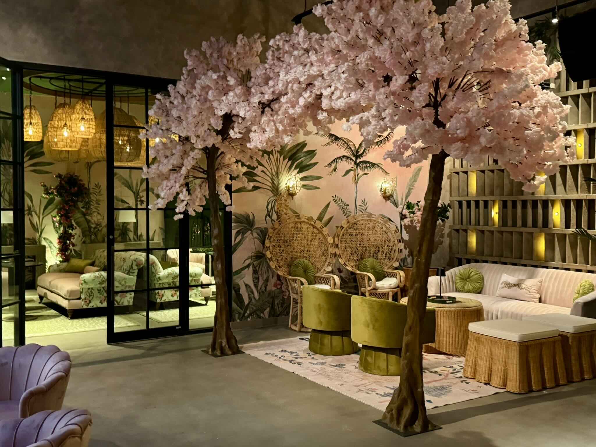 Image courtesy of THRŌW Social, Miami