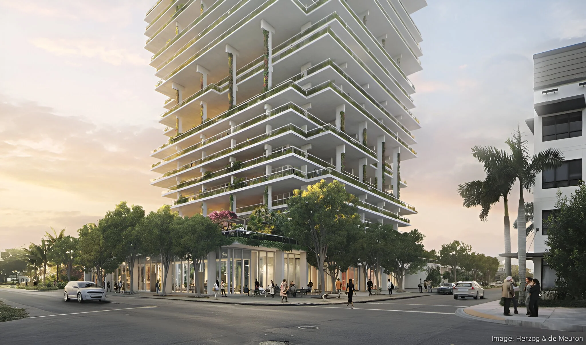 Palm Beach billionaire Jeff Greene is seeking approval for two luxury towers across from Currie Park