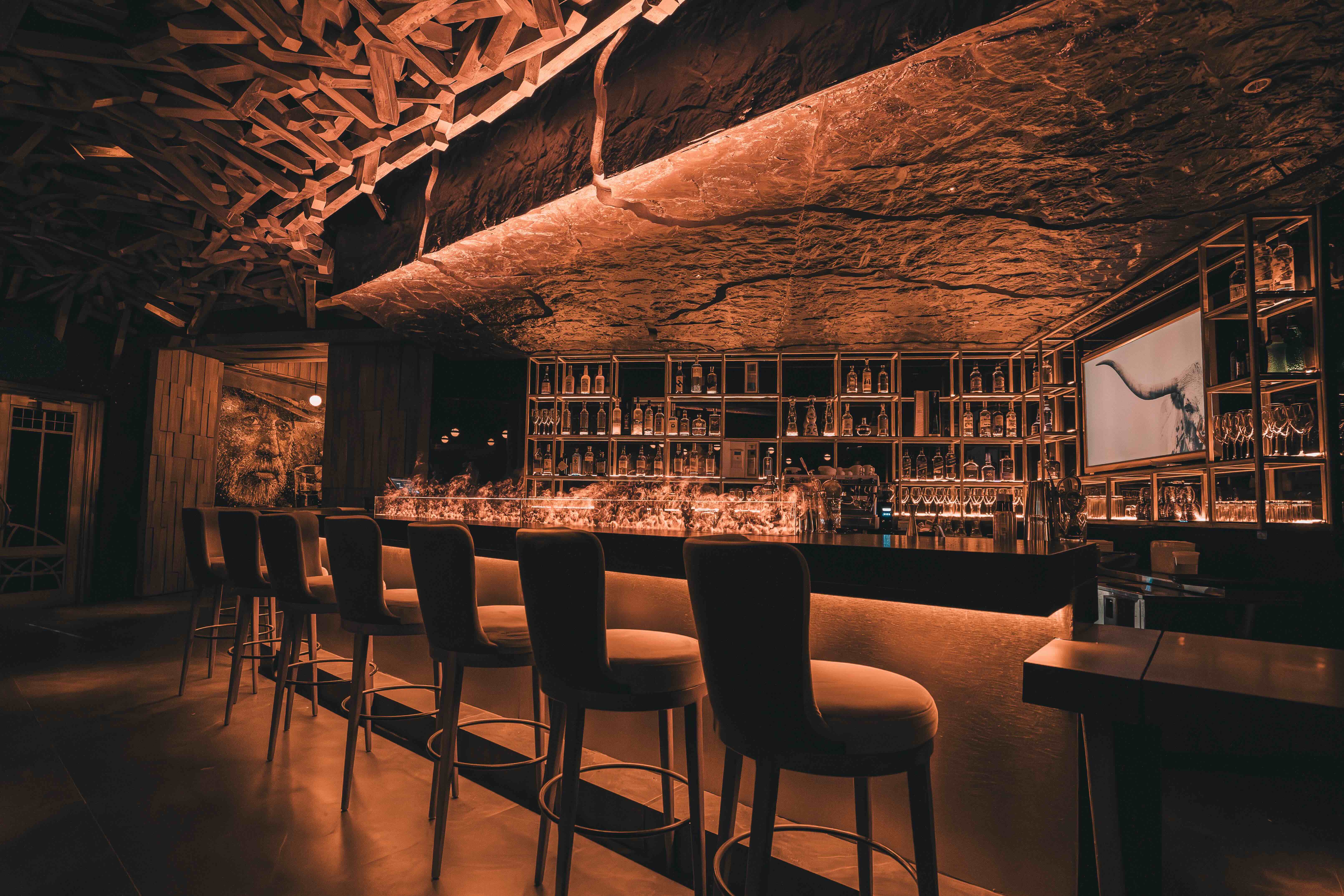 ViCa Hospitality Group makes its U.S. debut with Rò Steakhouse