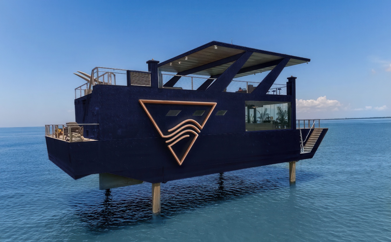 The Mansion Yacht House, a new ultra-exclusive floating private club debuts in Miami