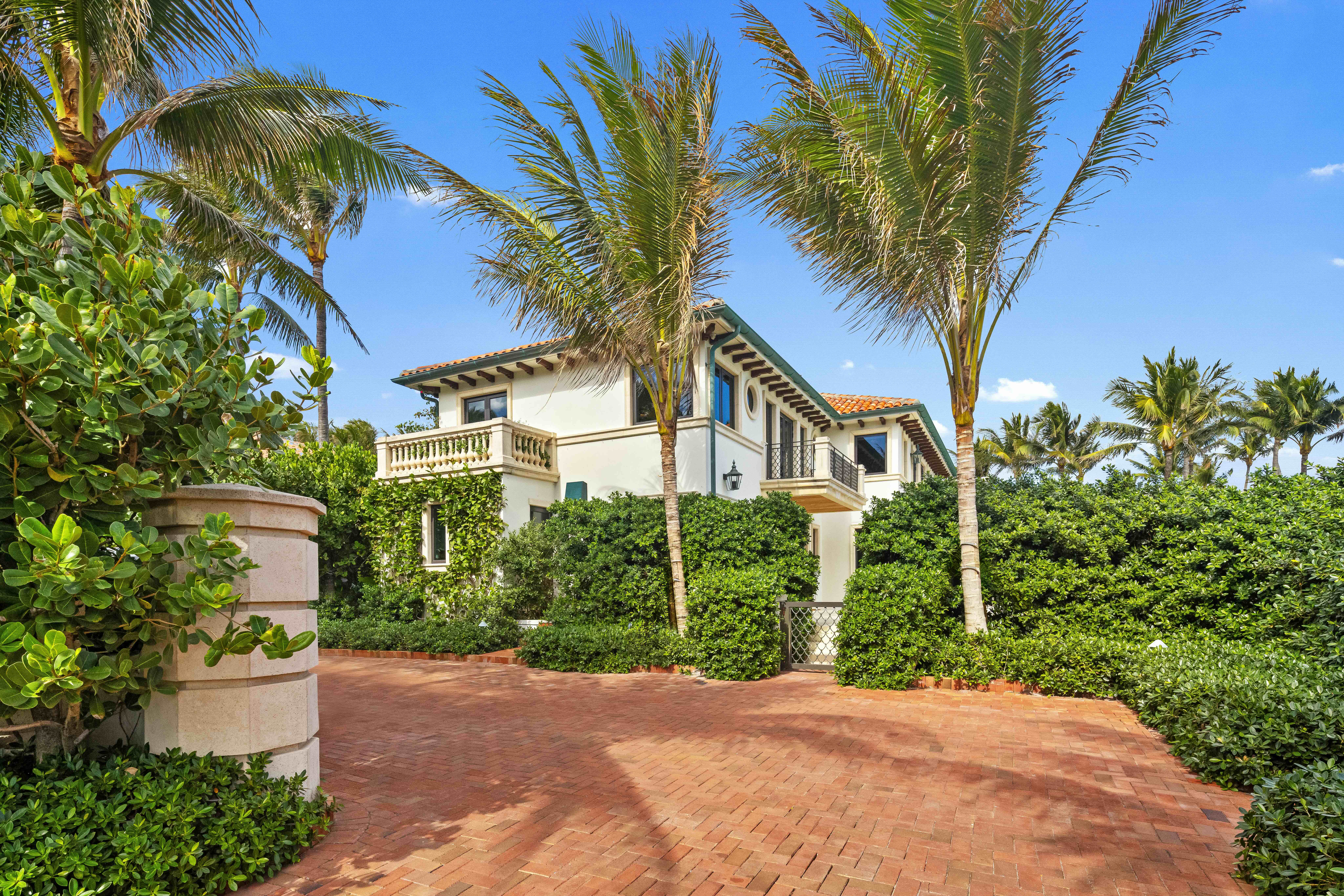 A fully renovated oceanfront estate in Palm Beach’s coveted Estate Section has just hit the market.